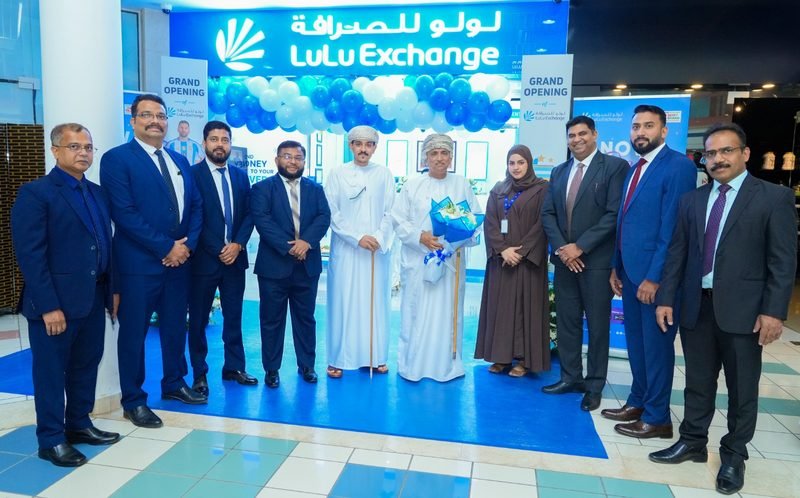 Lulu Exchange grand opening ceremony